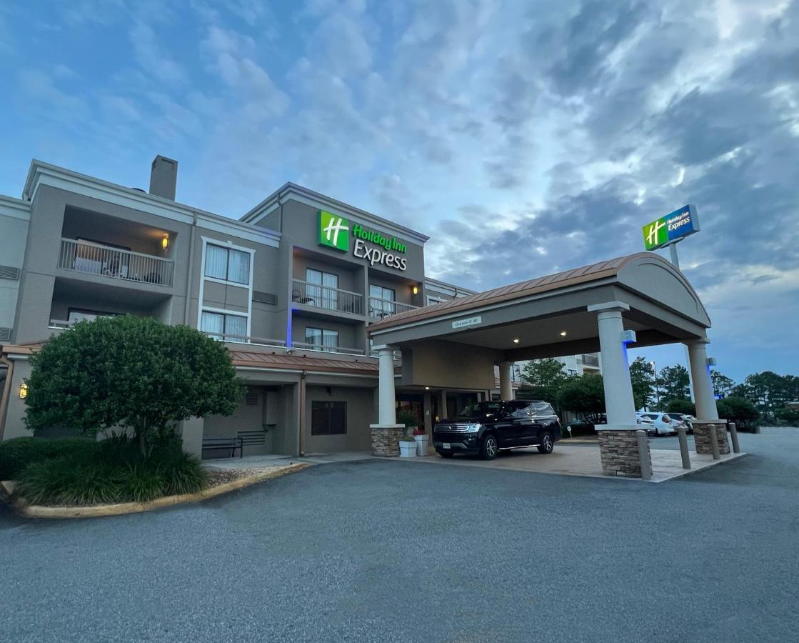 Holiday Inn Express Tifton By Ihg Buitenkant foto