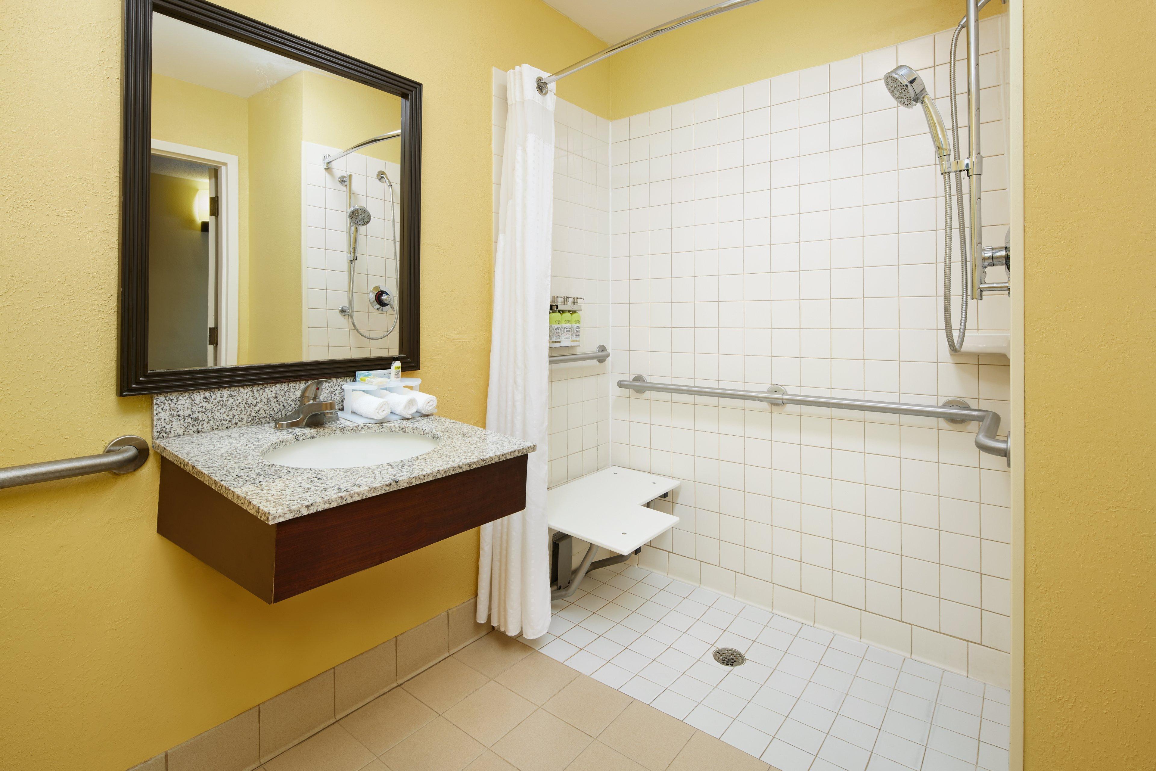 Holiday Inn Express Tifton By Ihg Buitenkant foto