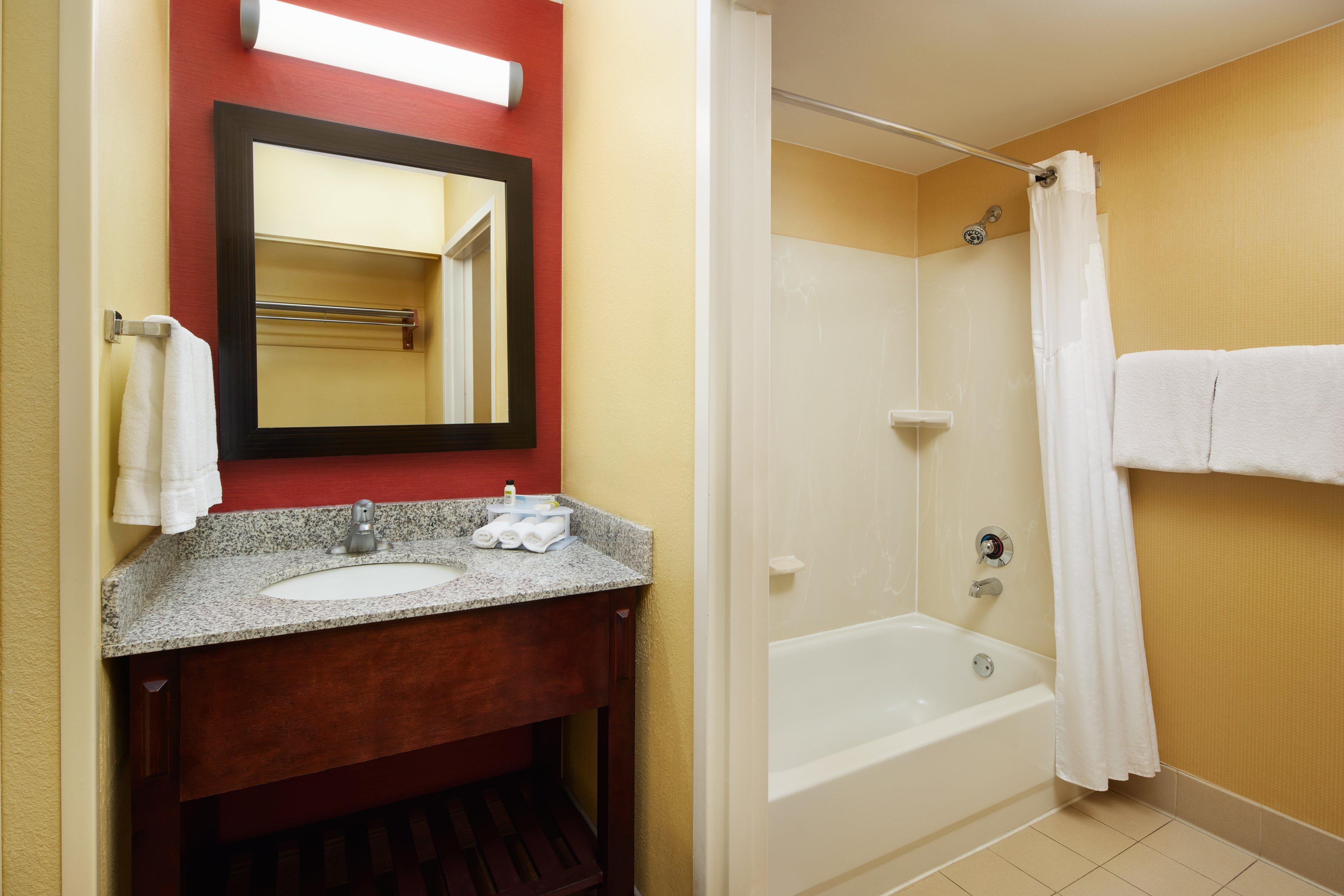 Holiday Inn Express Tifton By Ihg Buitenkant foto