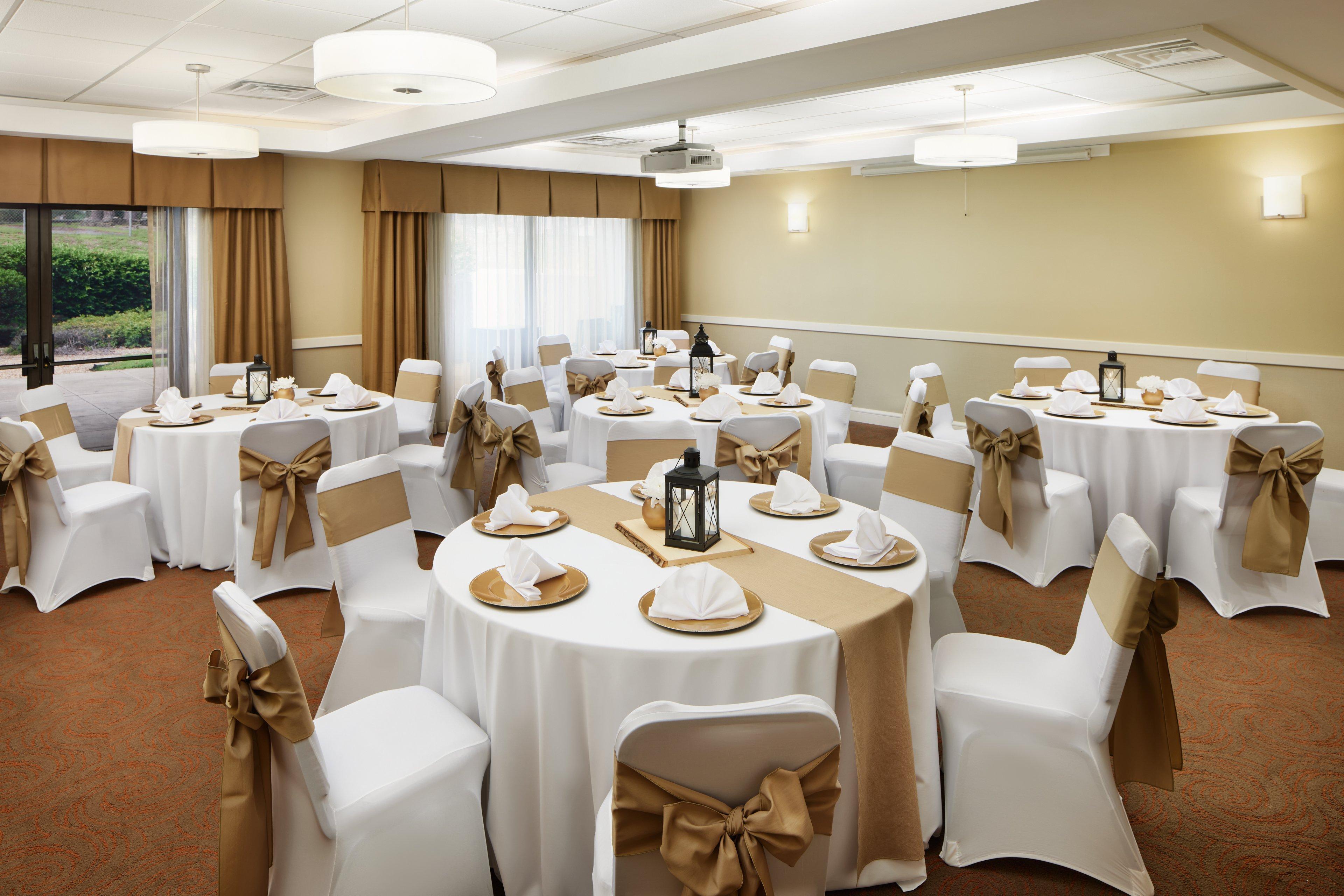 Holiday Inn Express Tifton By Ihg Buitenkant foto