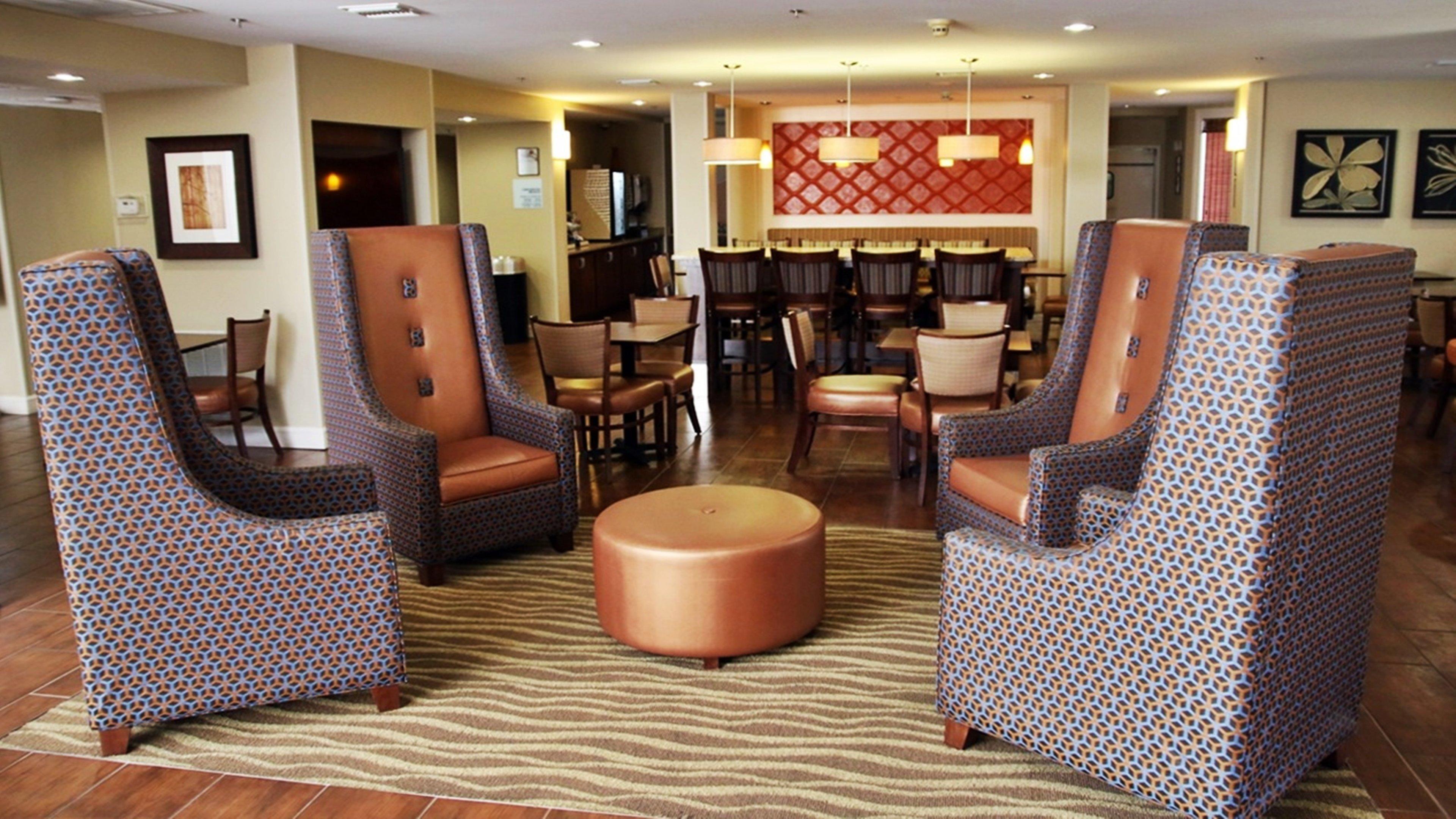 Holiday Inn Express Tifton By Ihg Buitenkant foto