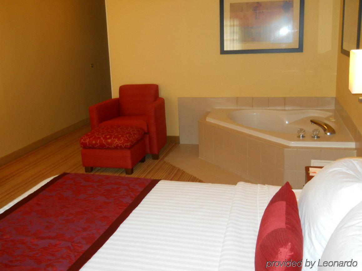 Holiday Inn Express Tifton By Ihg Kamer foto